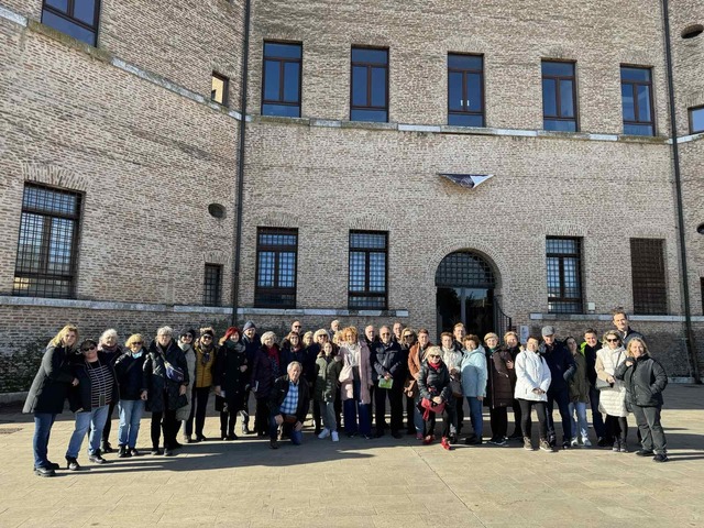 Tečaj talijanskog za djecu, muška vokalna skupina i predstava "Svijet zabave" Teatra naranča u Puli